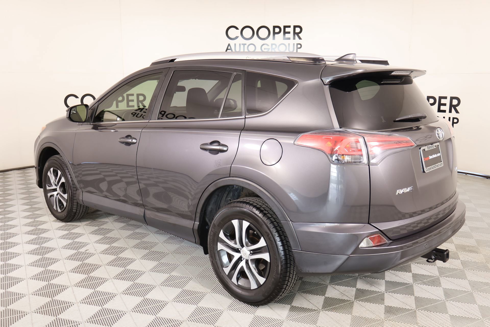 Used 2016 Toyota RAV4 LE image 21