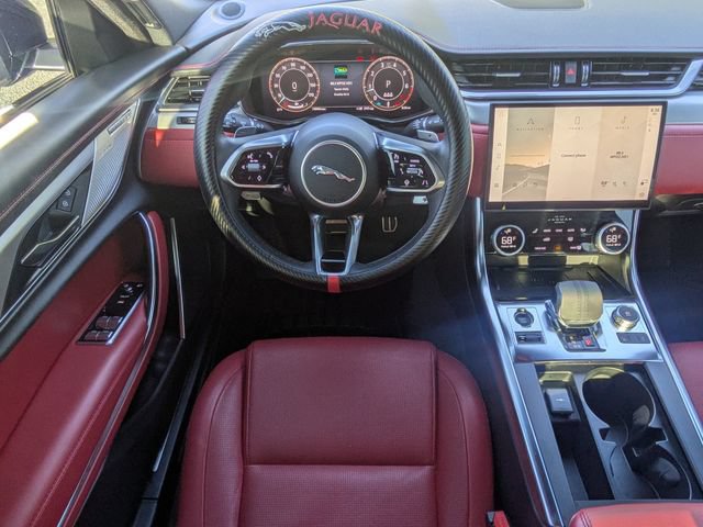 Used 2024 Jaguar XF R-Dynamic SE RWD image 15