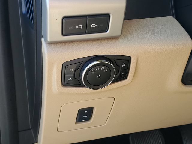 Used 2017 Ford F150 Lariat w/ Equipment Group 501A Mid AWD/4WD image 9