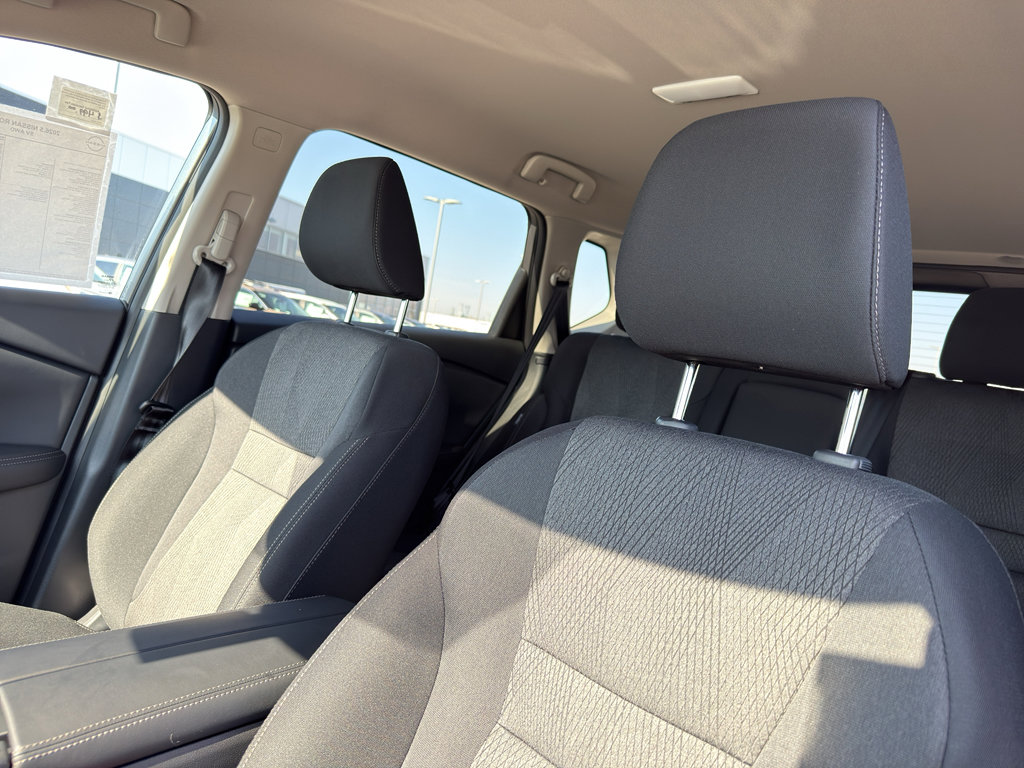 New 2026 Nissan Rogue SV image 27