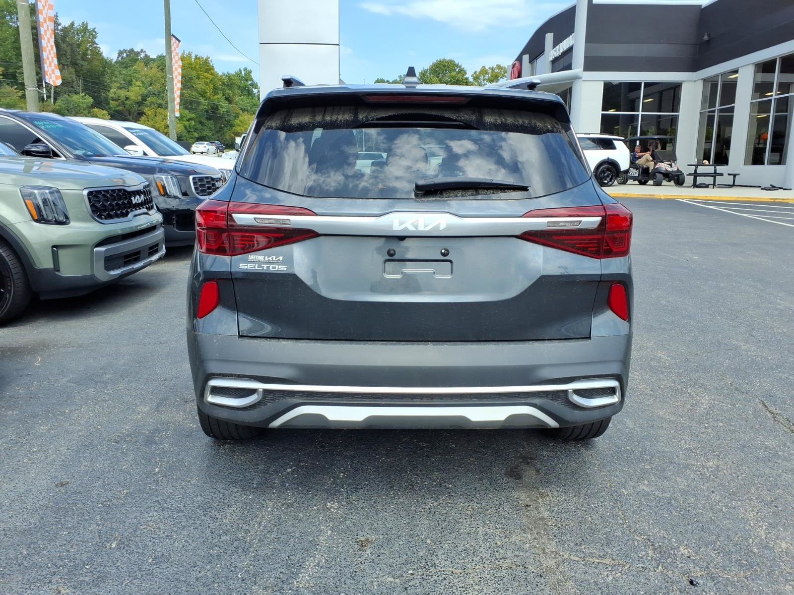Used 2023 Kia Seltos SX AWD/4WD image 4