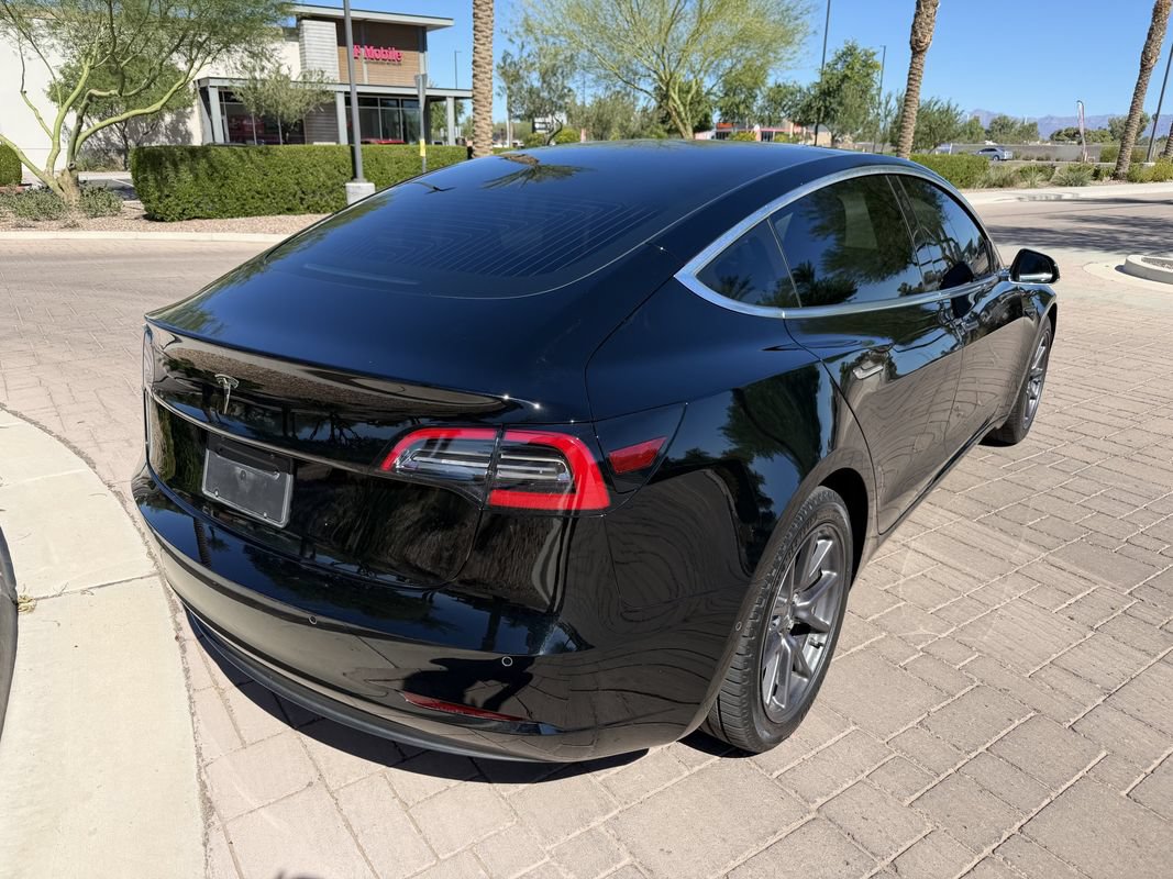 Used 2019 Tesla Model 3 Long Range RWD image 3