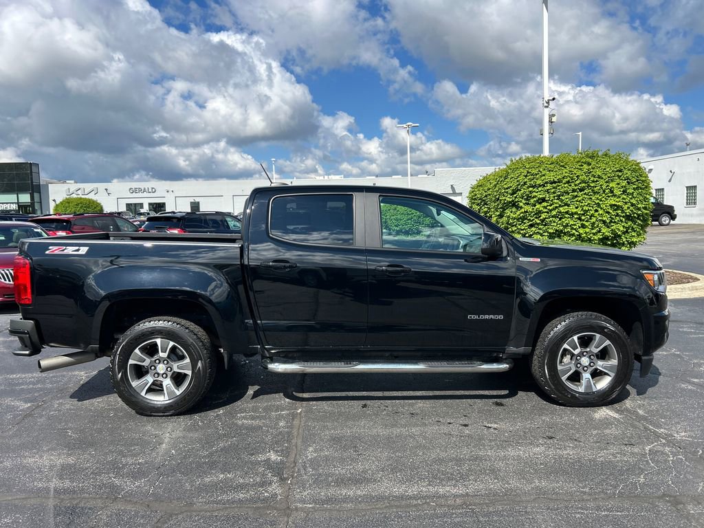 Used 2017 Chevrolet Colorado Z71 AWD/4WD image 11