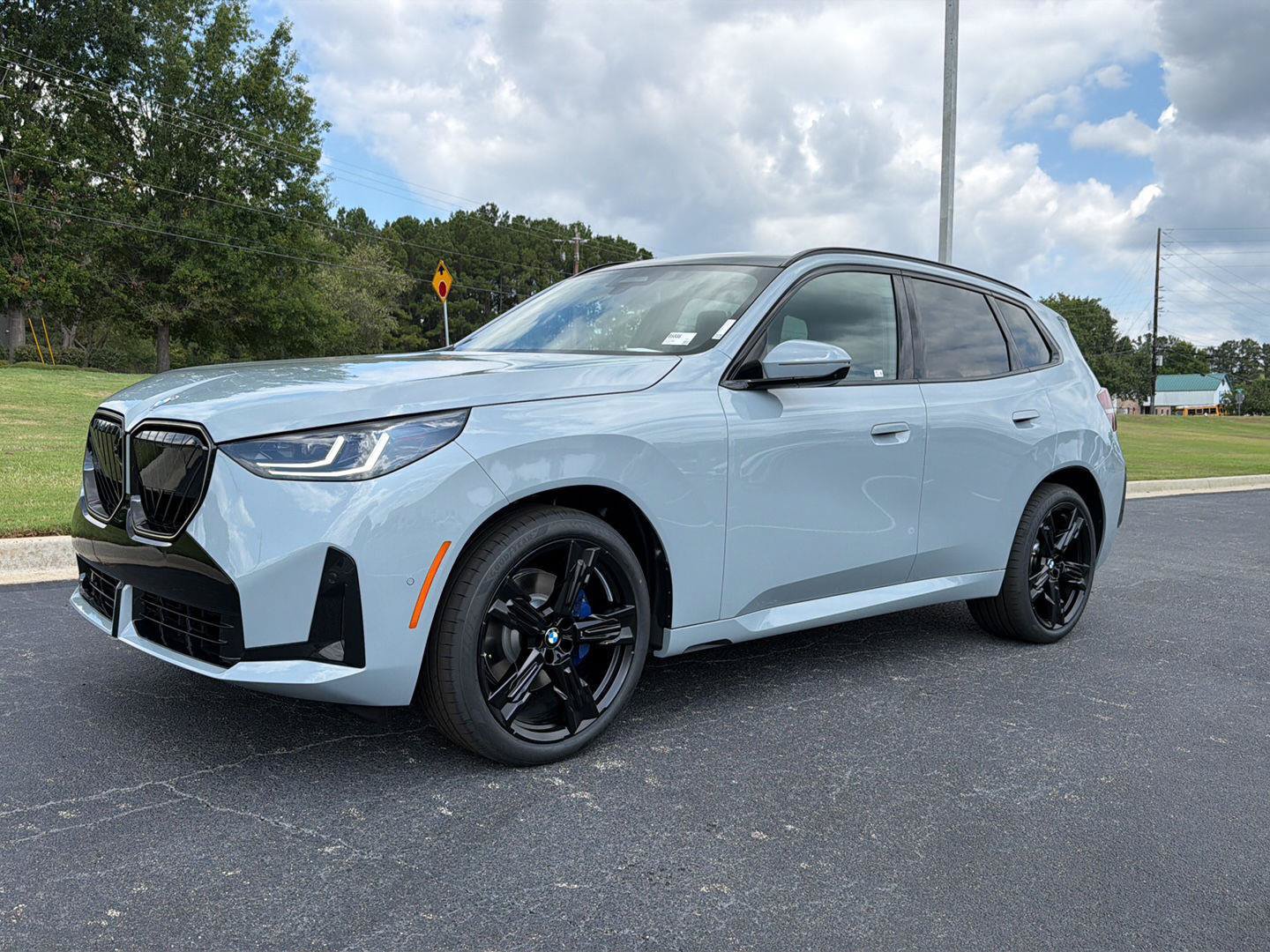 New 2026 BMW X3 xDrive30i w/ Premium Package AWD/4WD image 2