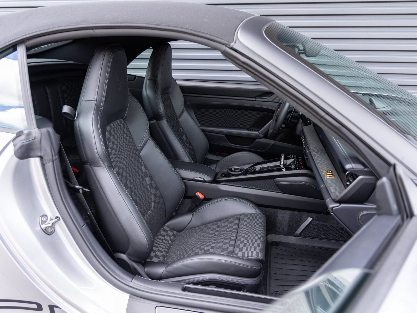 Certified 2026 Porsche 911 Carrera GTS RWD image 32