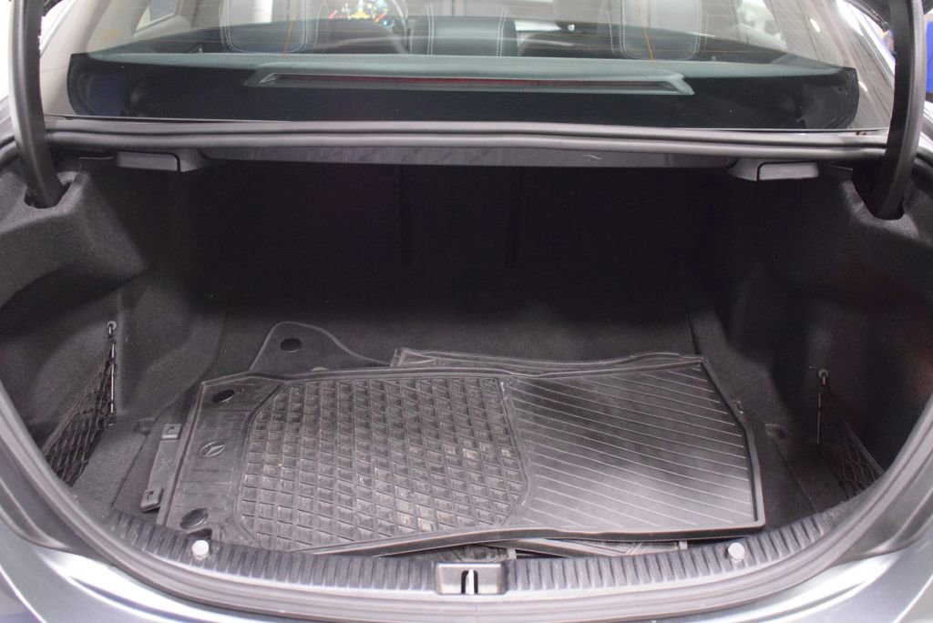 Used 2021 Mercedes-Benz C 300 4MATIC Sedan w/ Driver Assistance Package image 15