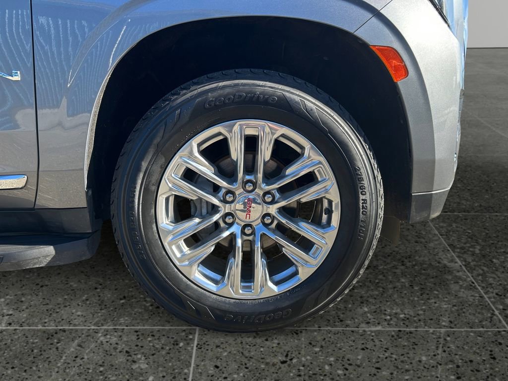 Used 2021 GMC Yukon SLT w/ SLT Luxury Plus Package image 9