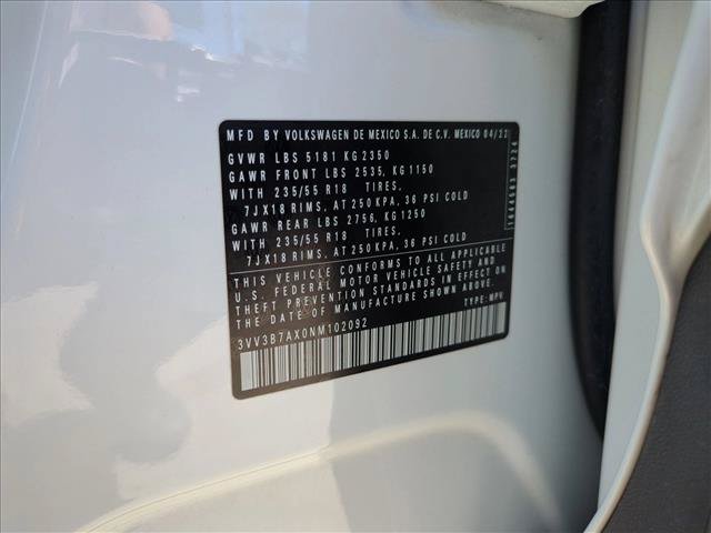 Used 2022 Volkswagen Tiguan SE FWD image 25