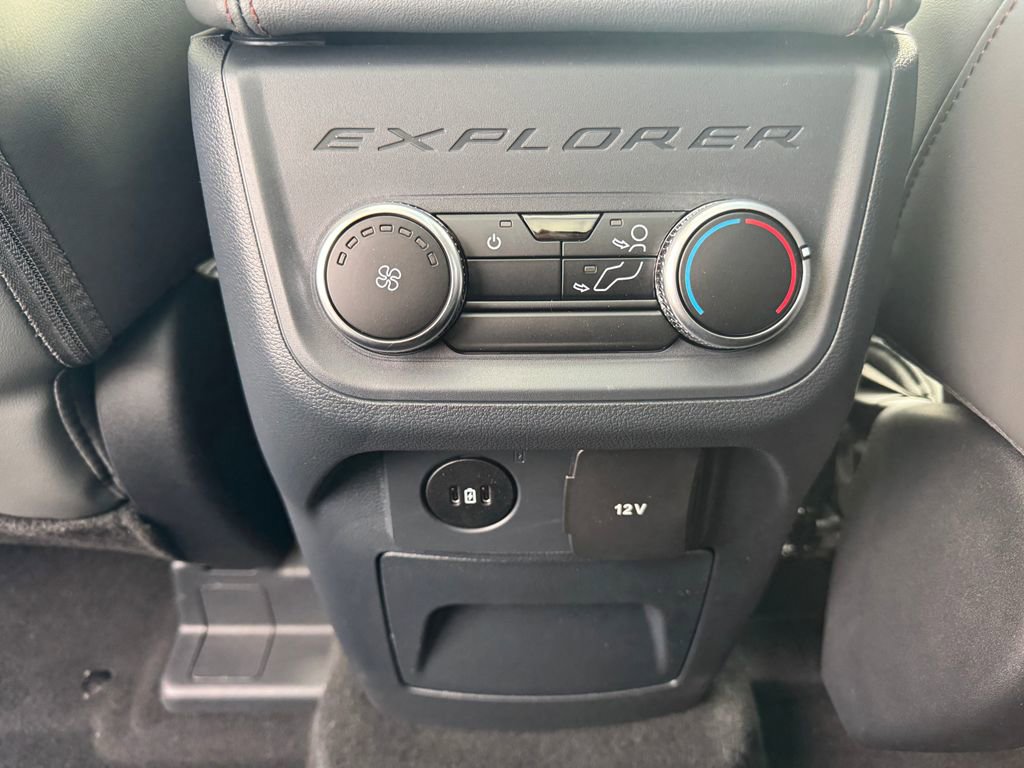 New 2026 Ford Explorer Active w/ Active Comfort Package AWD/4WD image 40