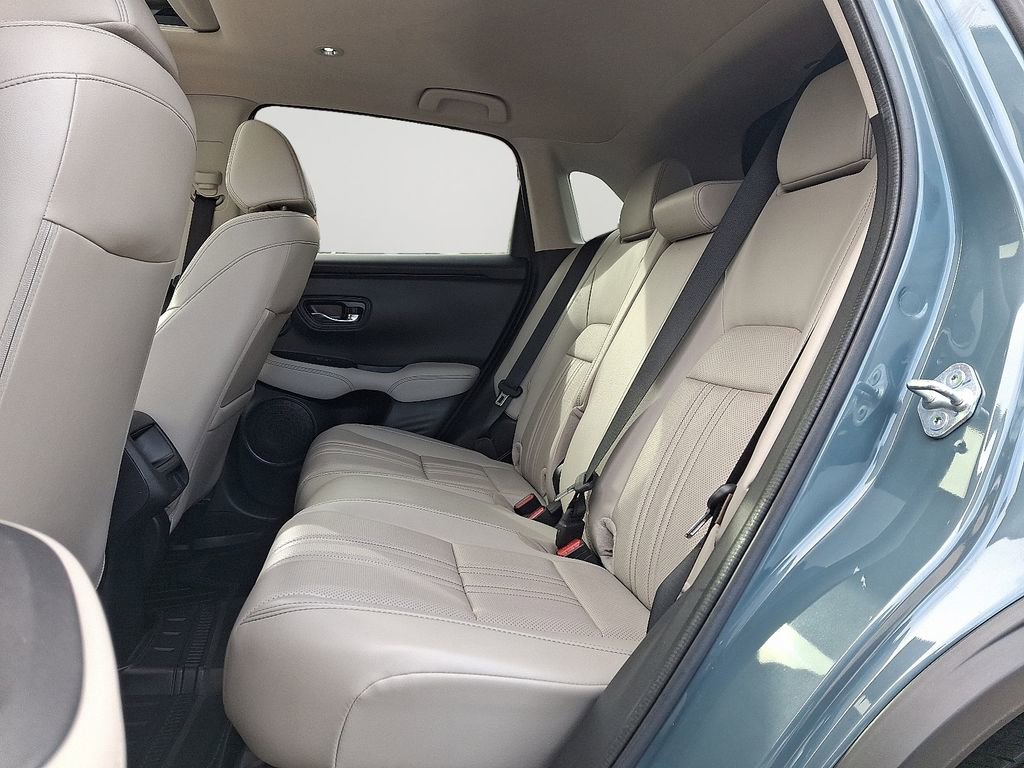 Used 2023 Honda HR-V EX-L image 8