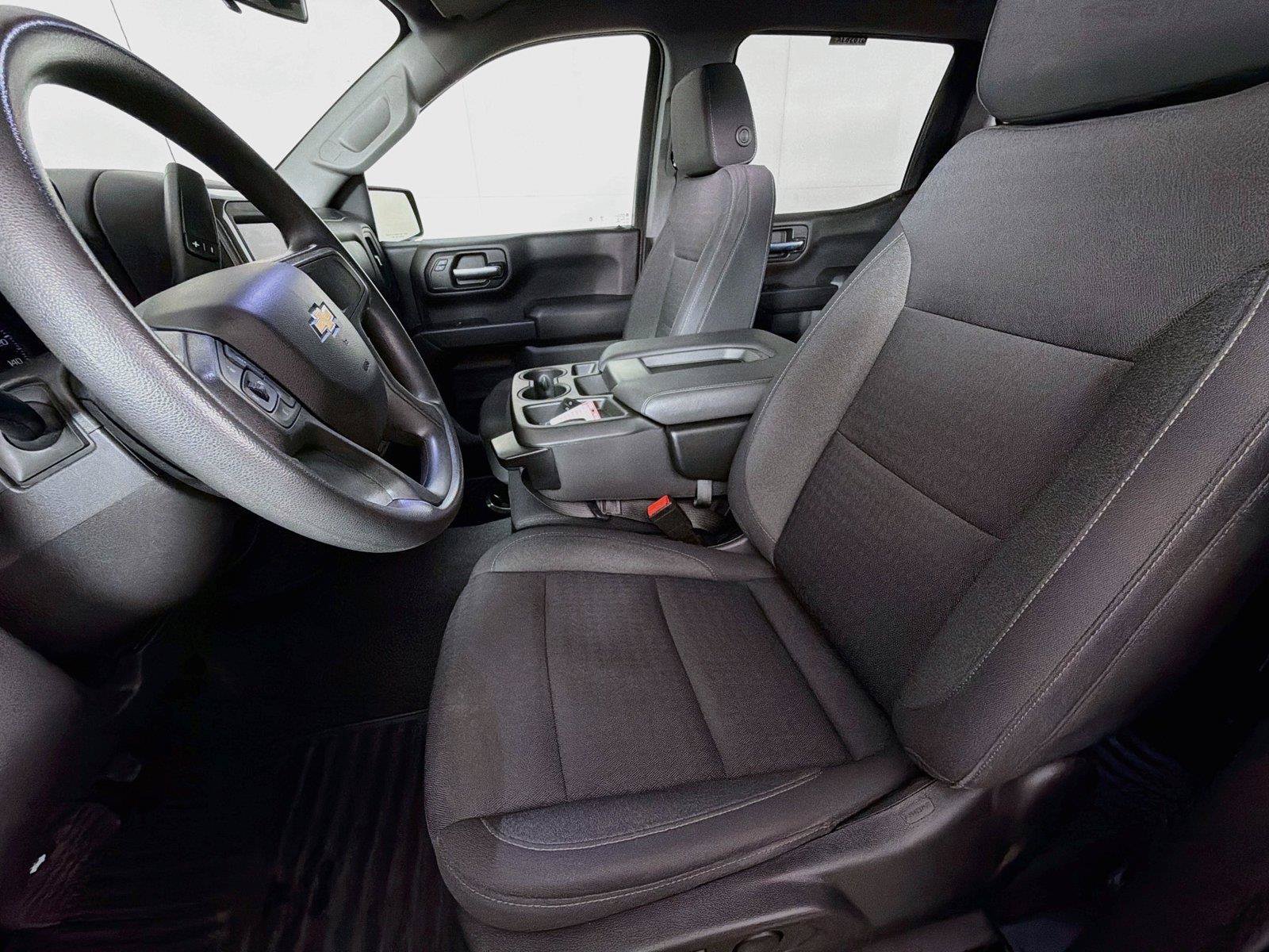 Used 2022 Chevrolet Silverado 1500 Custom AWD/4WD image 2