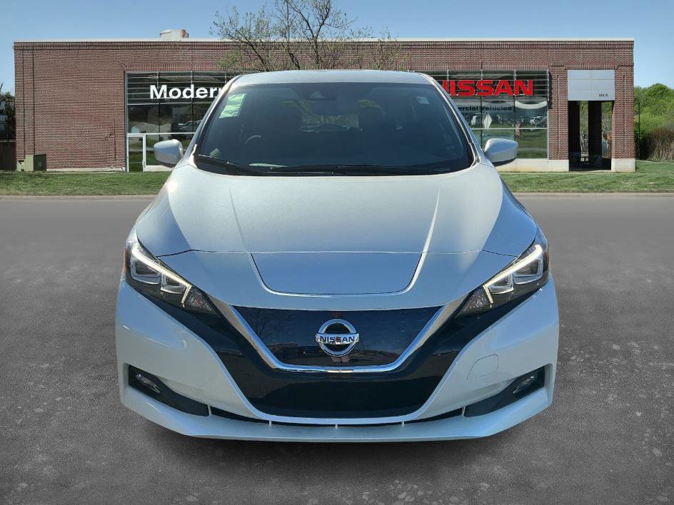Used 2019 Nissan Leaf SV w/ SV Technology Package image 6