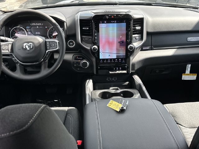 New 2027 RAM 1500 4x4 Crew Cab image 16