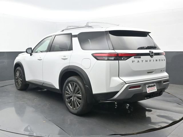Used 2025 Nissan Pathfinder SL w/ SL Premium Package AWD/4WD image 3