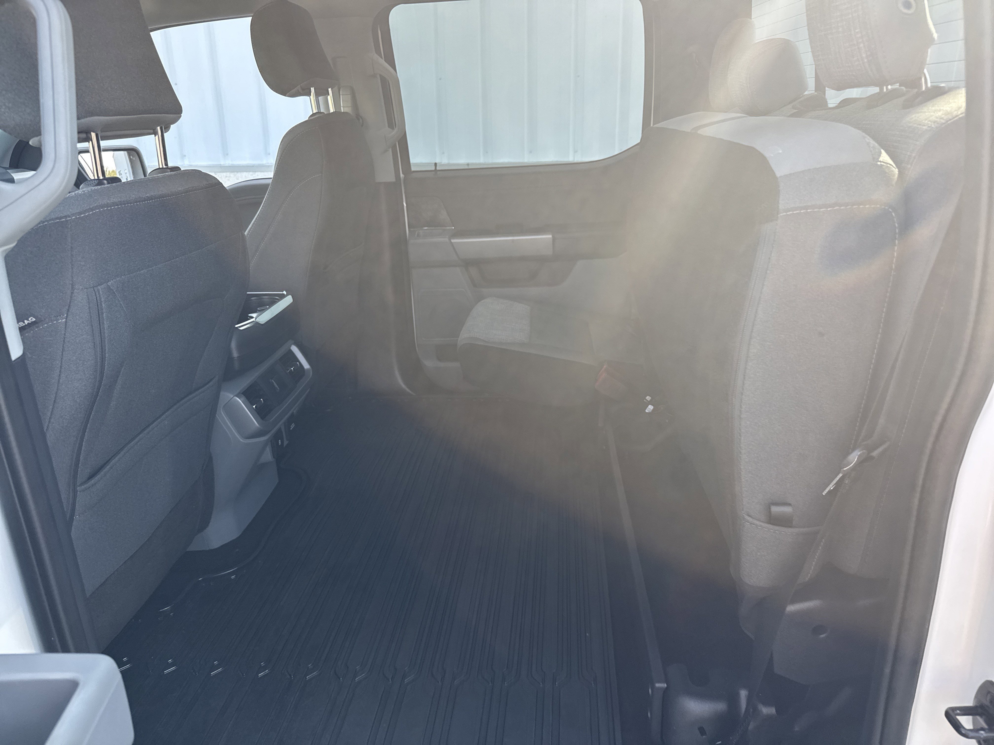 Certified 2022 Ford F150 XLT w/ Equipment Group 302A High image 29