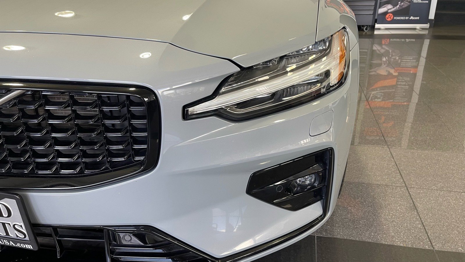 Used 2024 Volvo S60 B5 Plus w/ Climate Package AWD/4WD image 9