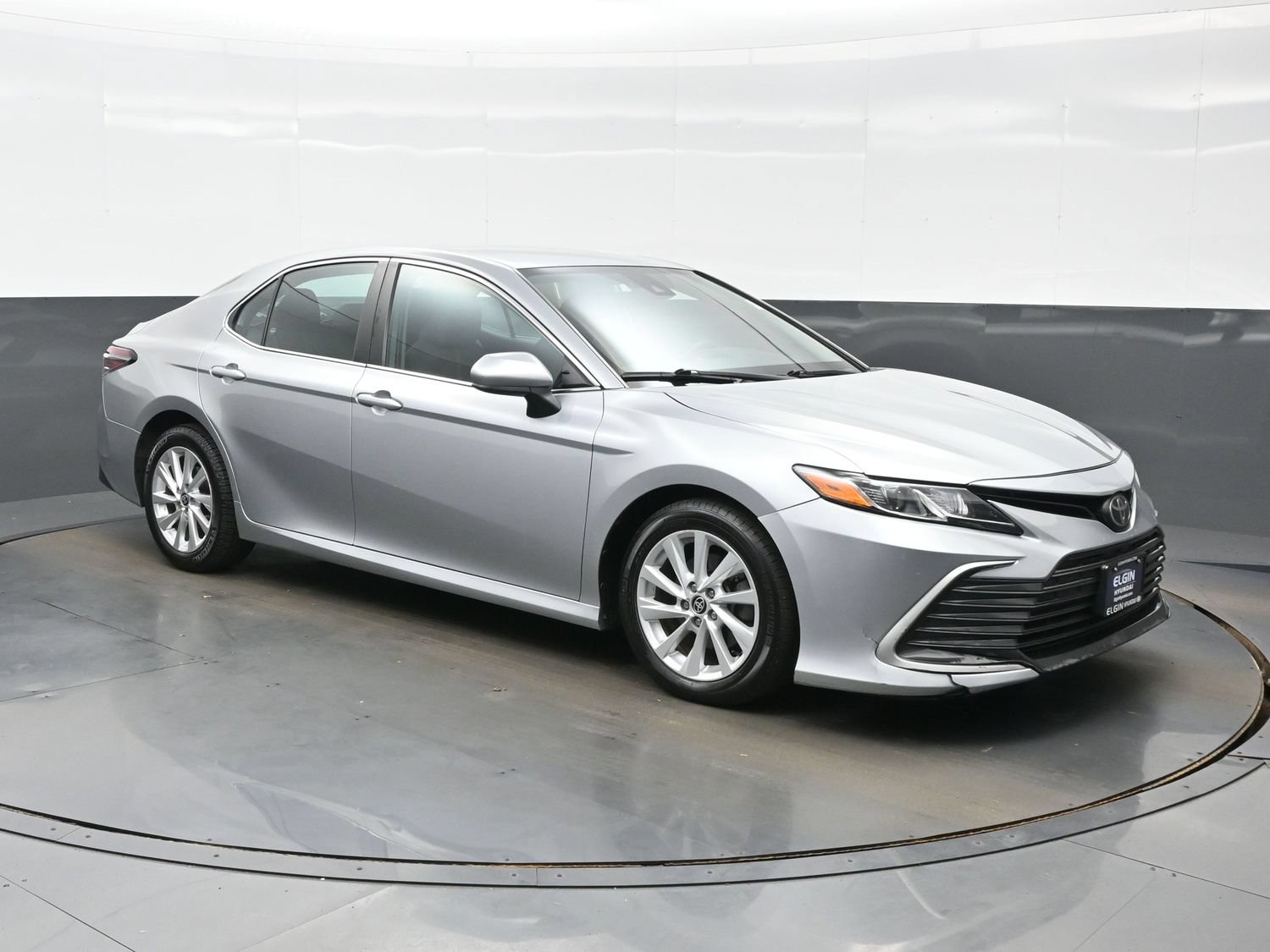 Used 2022 Toyota Camry LE AWD/4WD image 8