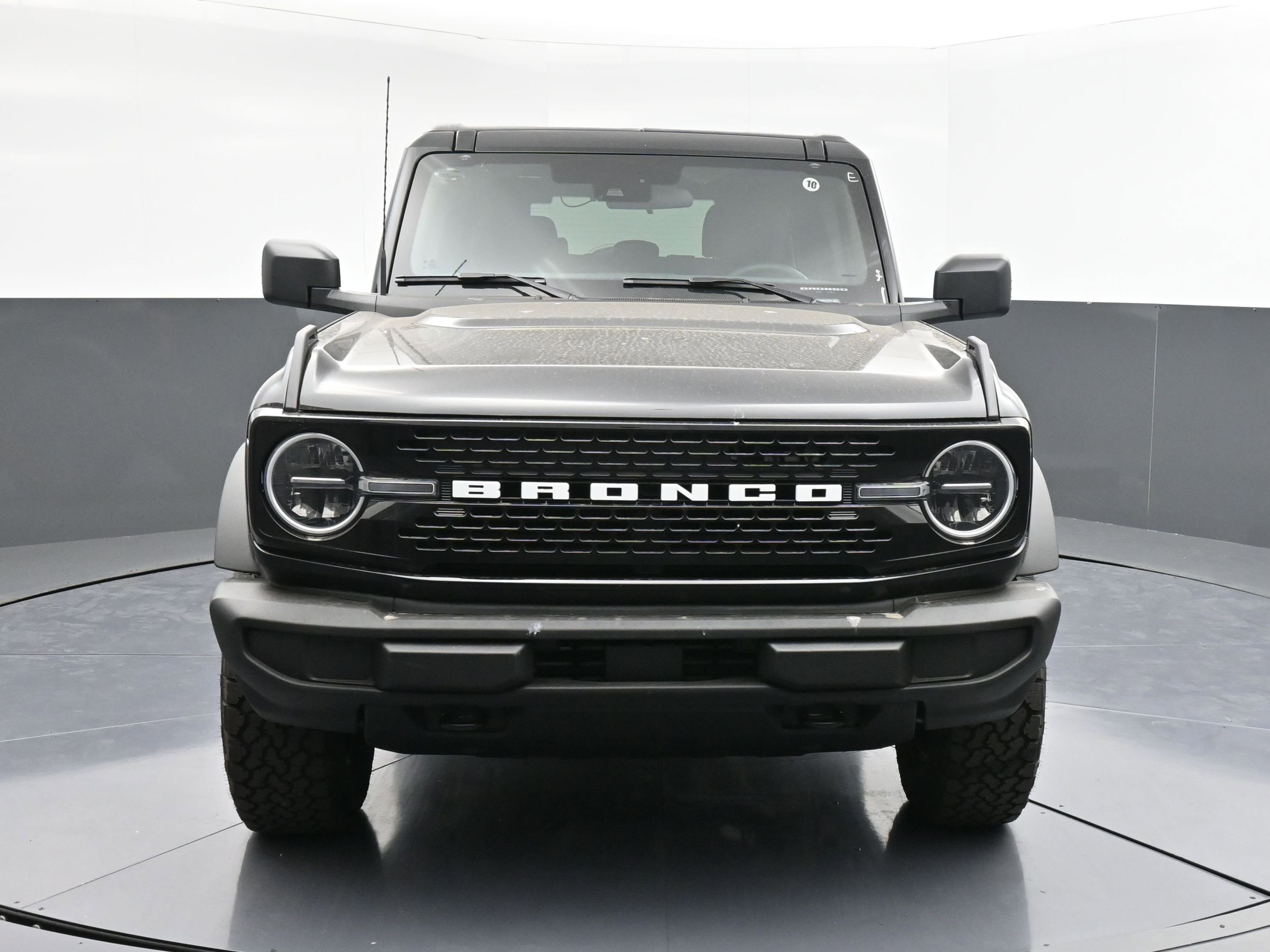 New 2025 Ford Bronco Big Bend image 2