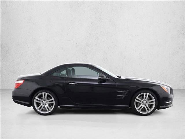 Used 2013 Mercedes-Benz SL 550 image 8