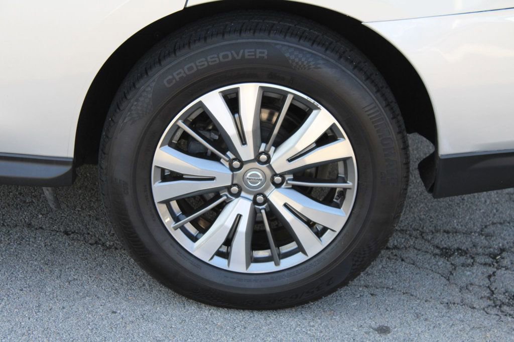 Used 2020 Nissan Pathfinder SL image 30