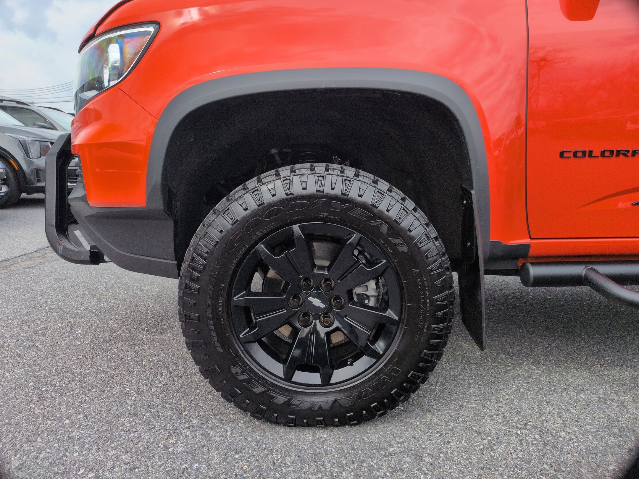 Used 2021 Chevrolet Colorado ZR2 w/ ZR2 Dusk Special Edition image 16