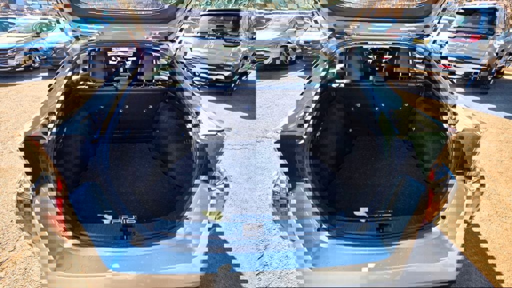 Used 2016 Toyota Prius Four Touring w/ Four Season Floor Mat Package image 53