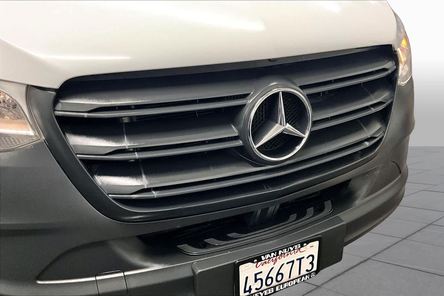 Used 2019 Mercedes-Benz Sprinter 144 image 29