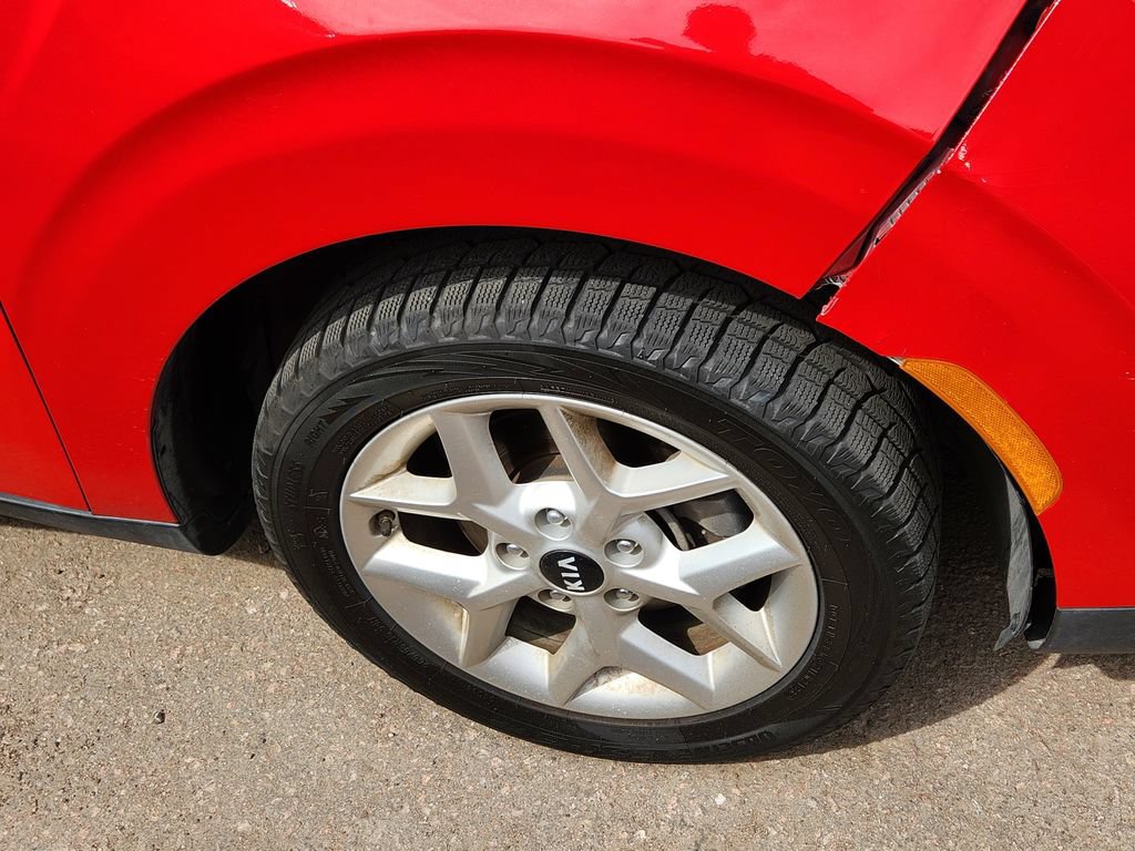 Certified 2021 Kia Soul S FWD image 13