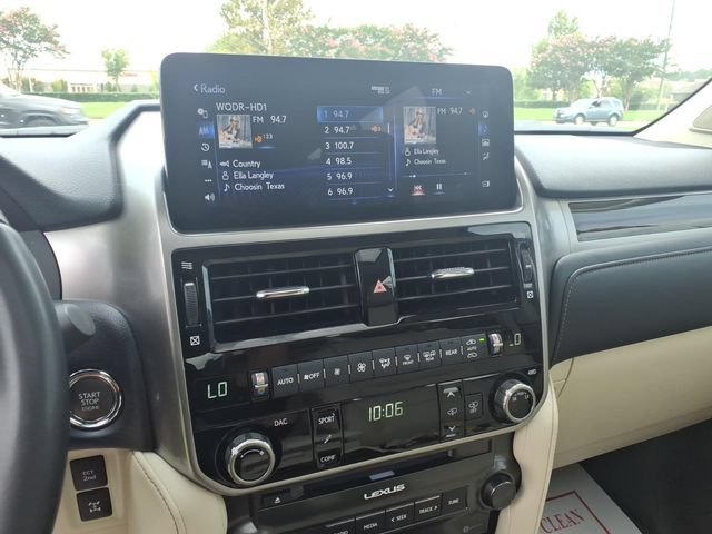 Used 2023 Lexus GX 460 Luxury w/ Accessory Package AWD/4WD image 21