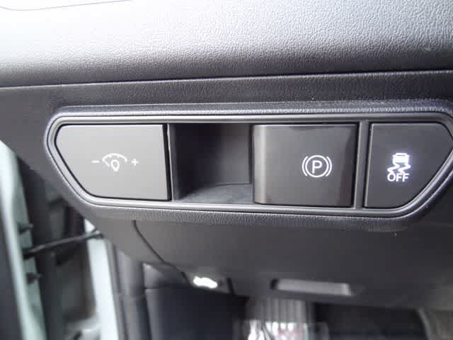 Used 2025 Kia K4 FWD image 16