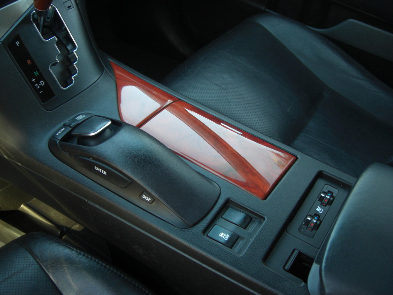 Used 2010 Lexus RX 450h AWD image 9