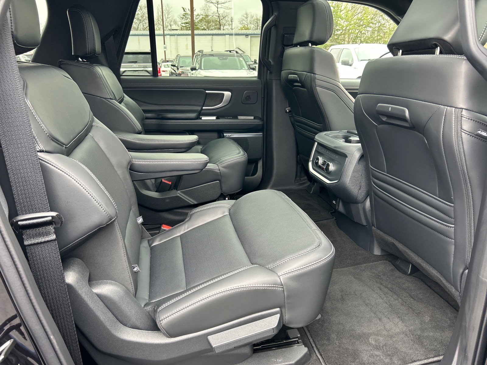 Certified 2025 Ford Expedition Max Platinum w/ Stealth Performance Package image 24