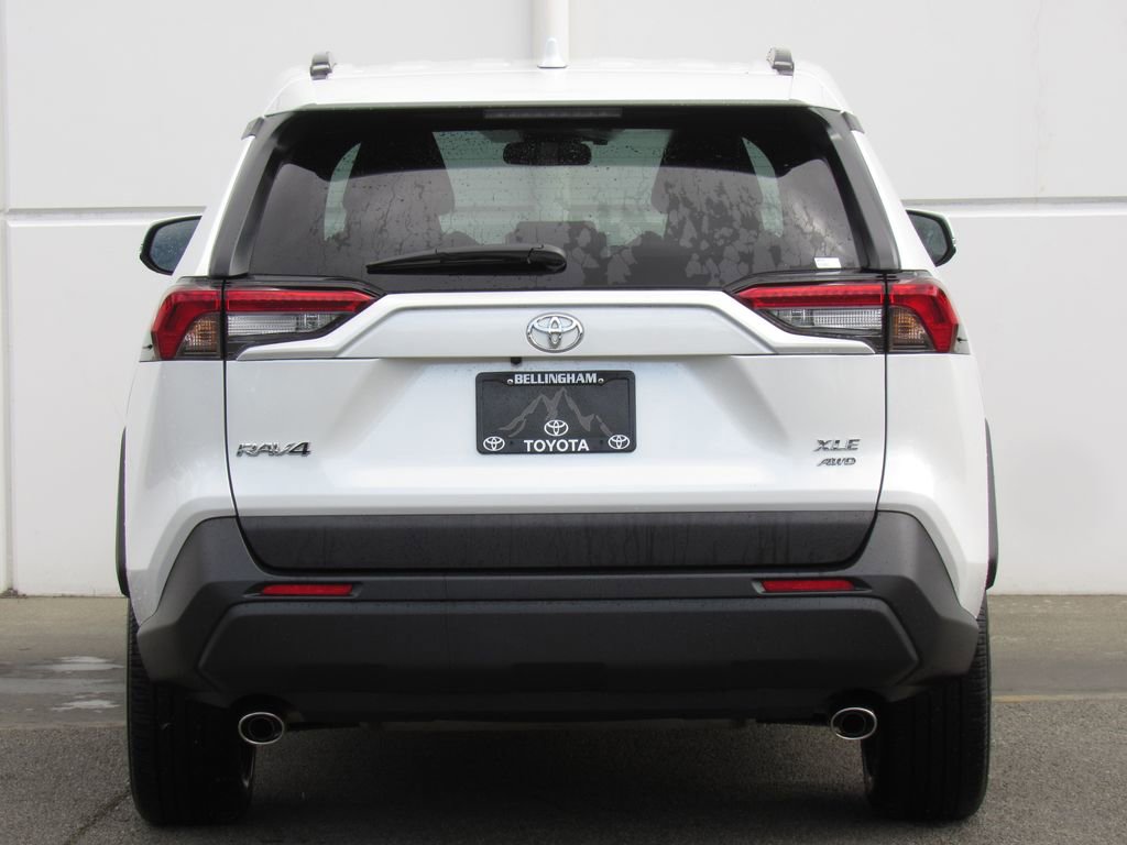 Used 2025 Toyota RAV4 XLE Premium w/ Weather Package AWD/4WD image 7