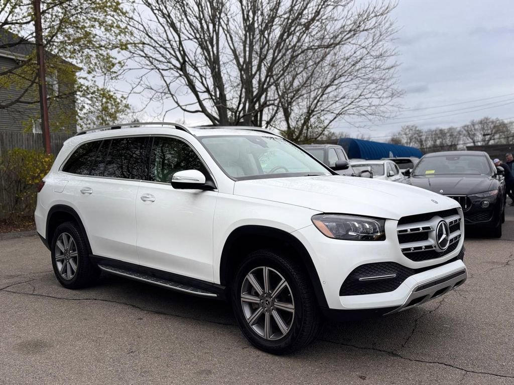 Used 2022 Mercedes-Benz GLS 450 4MATIC image 8