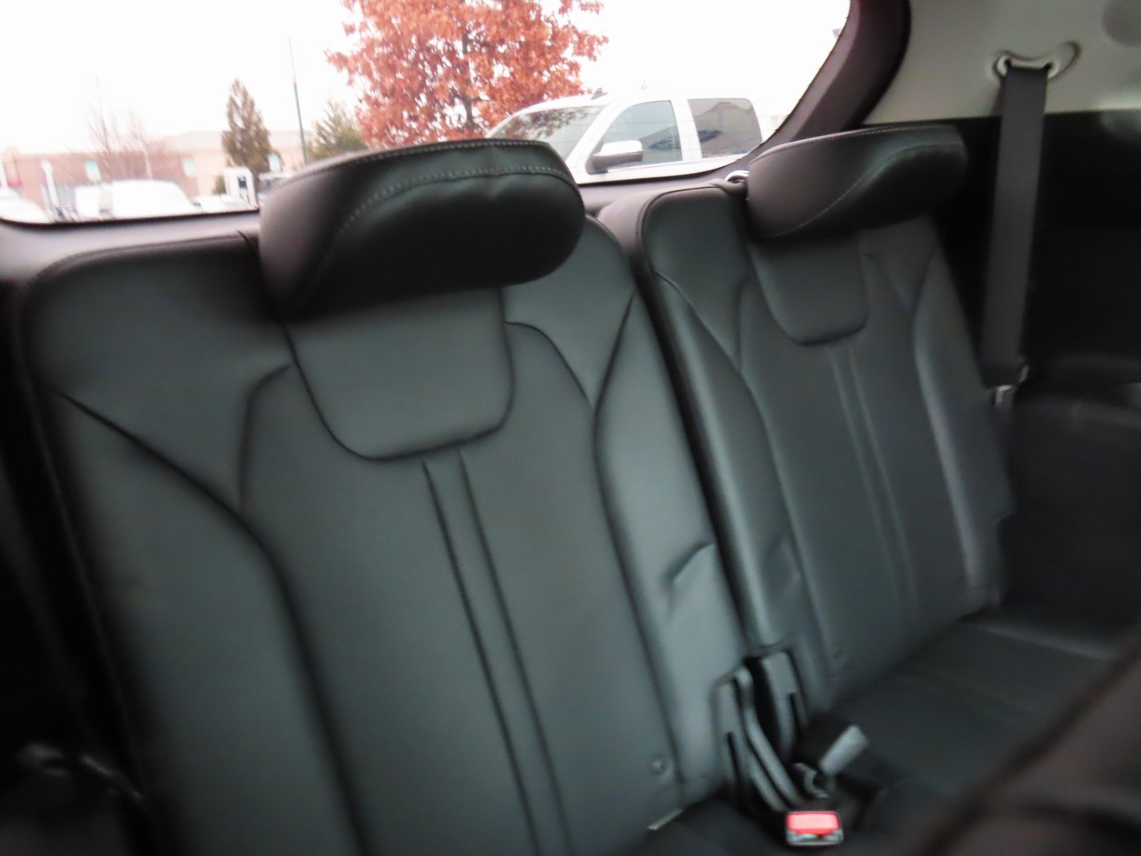 Used 2023 Kia Sorento SX image 38