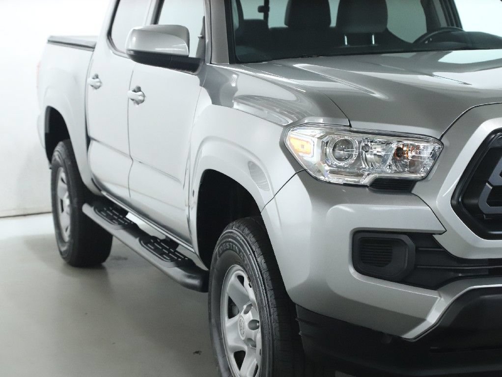 Used 2023 Toyota Tacoma SR AWD/4WD image 9