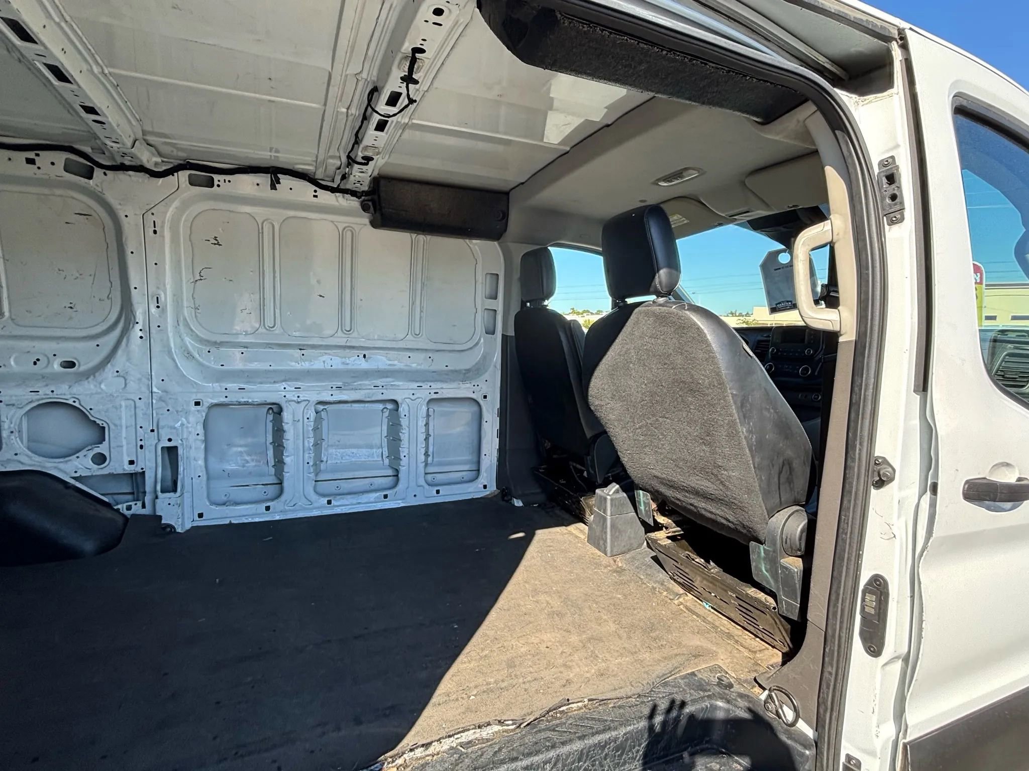 Used 2020 Ford Transit 150 Low Roof RWD image 14