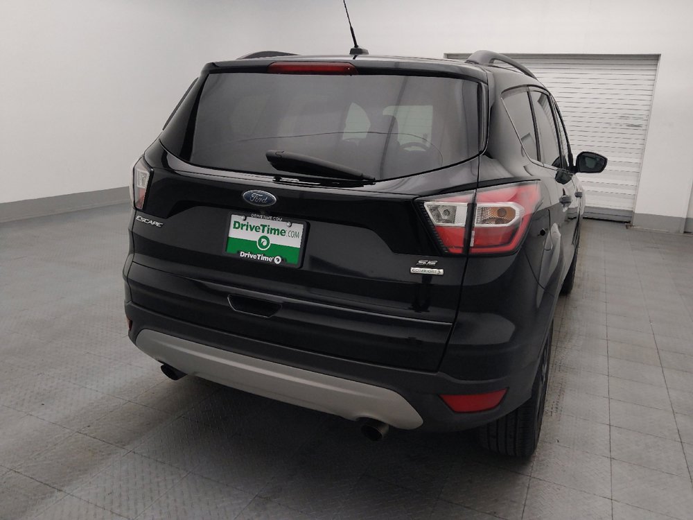 Used 2018 Ford Escape SE FWD image 7