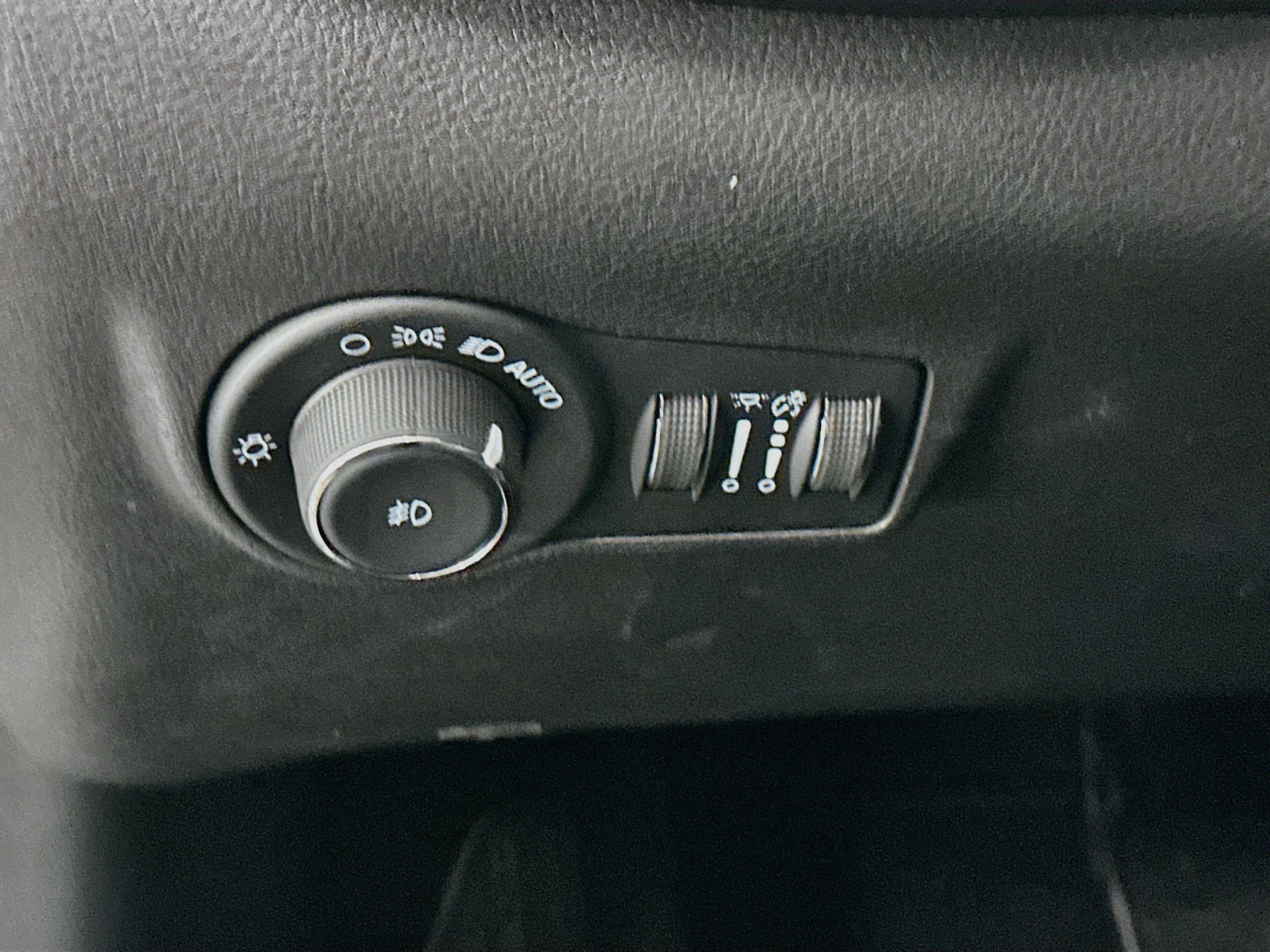 Used 2022 Jeep Compass Limited AWD/4WD image 17