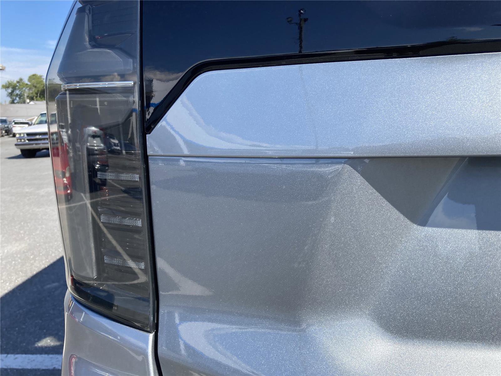 New 2026 Chevrolet Suburban Premier image 11