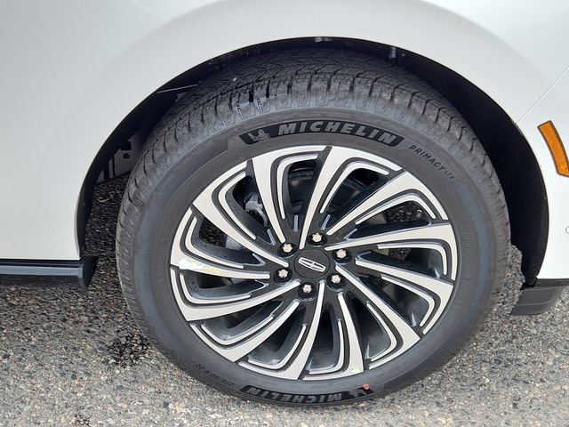 New 2025 Lincoln Navigator Black Label image 18