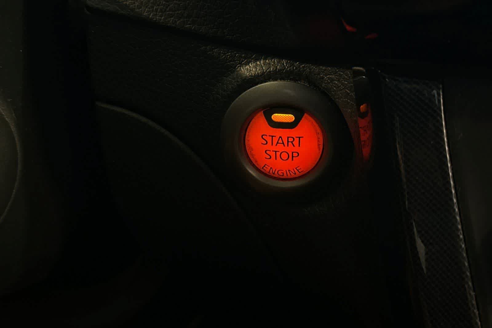 Used 2016 Nissan Sentra SR FWD image 23