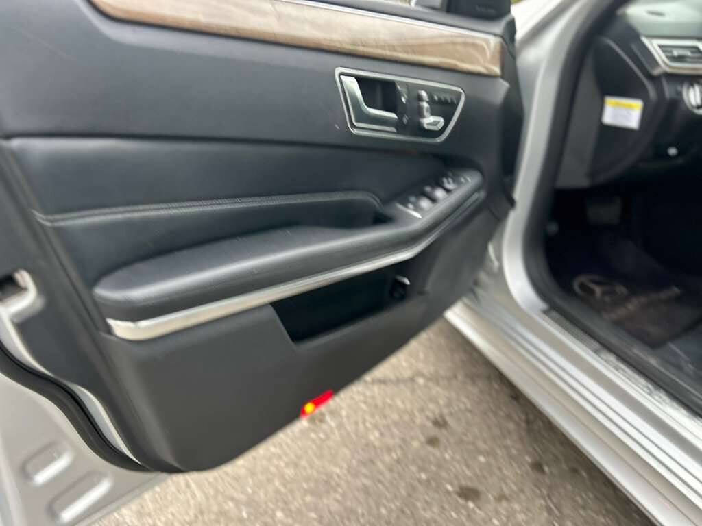 Used 2014 Mercedes-Benz E 350 4MATIC Sedan w/ Premium 1 Package image 9