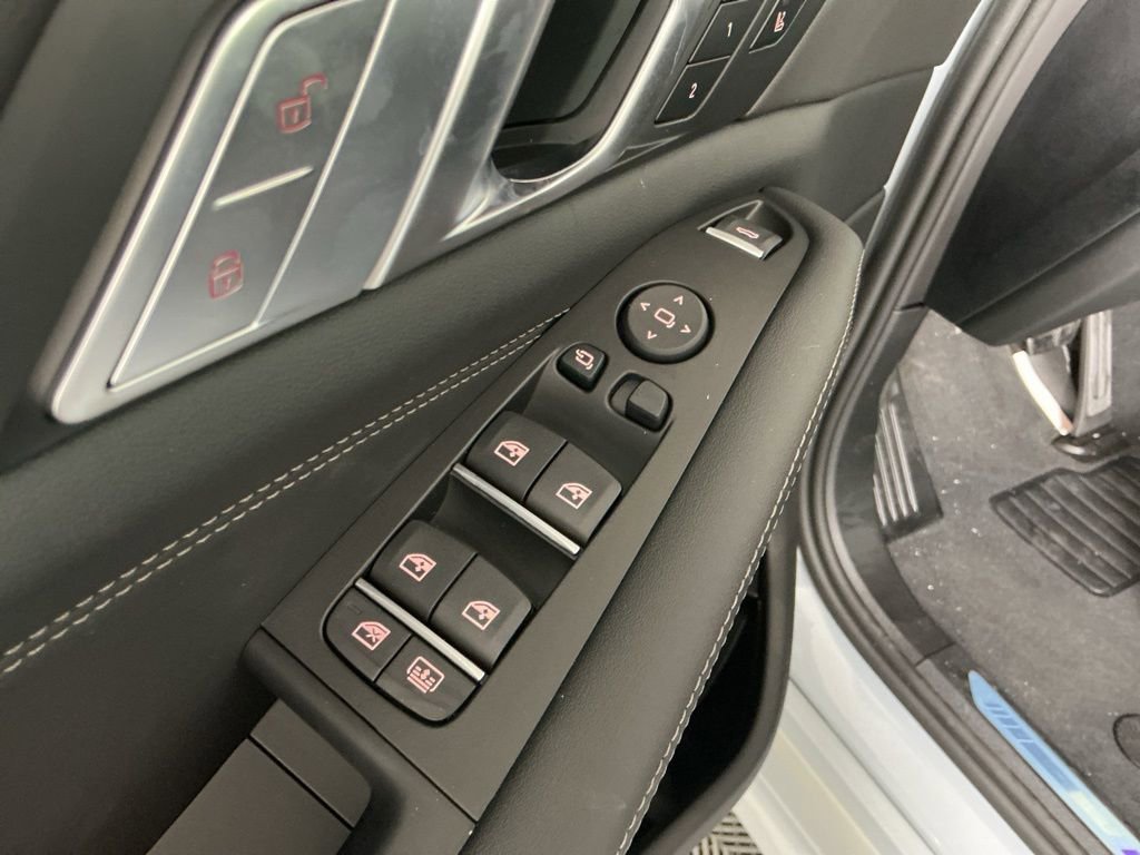 New 2026 BMW X7 xDrive40i AWD/4WD image 24