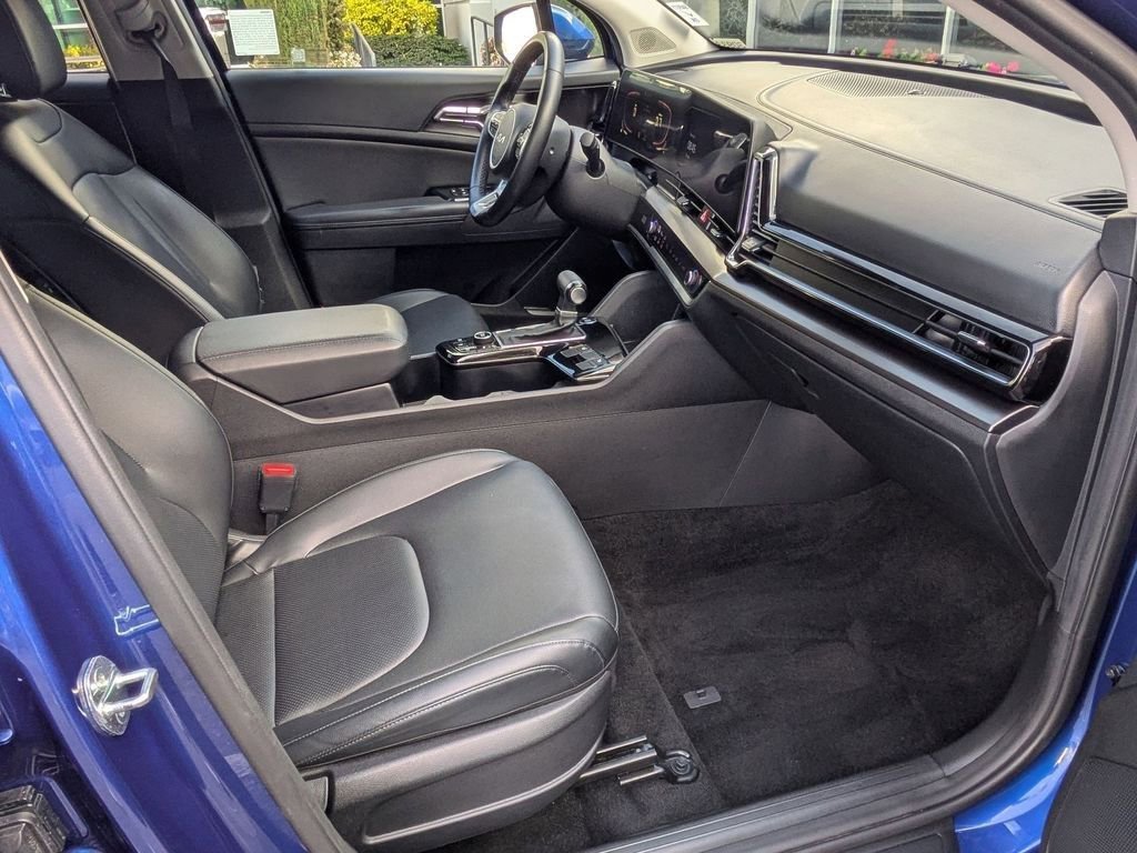 Used 2023 Kia Sportage EX image 21