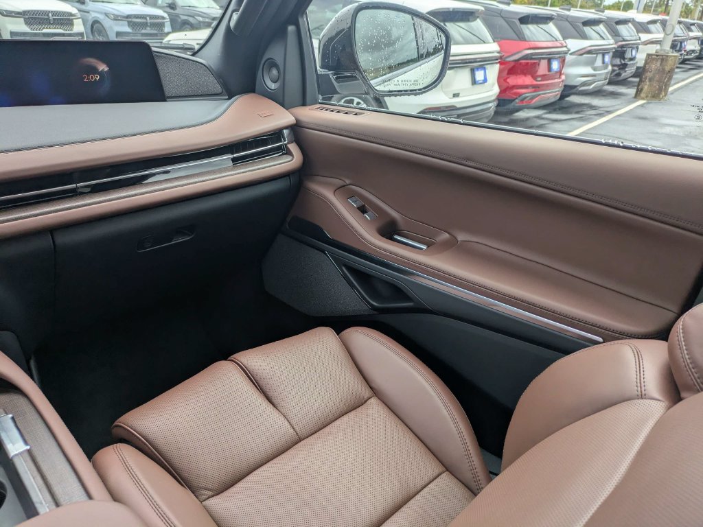 New 2027 Lincoln Navigator L Reserve AWD/4WD image 24