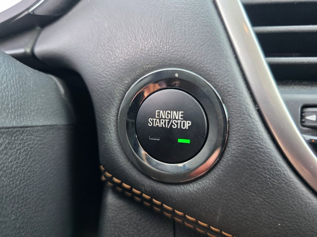 Used 2022 Chevrolet Trax LT w/ Driver Confidence Package image 19