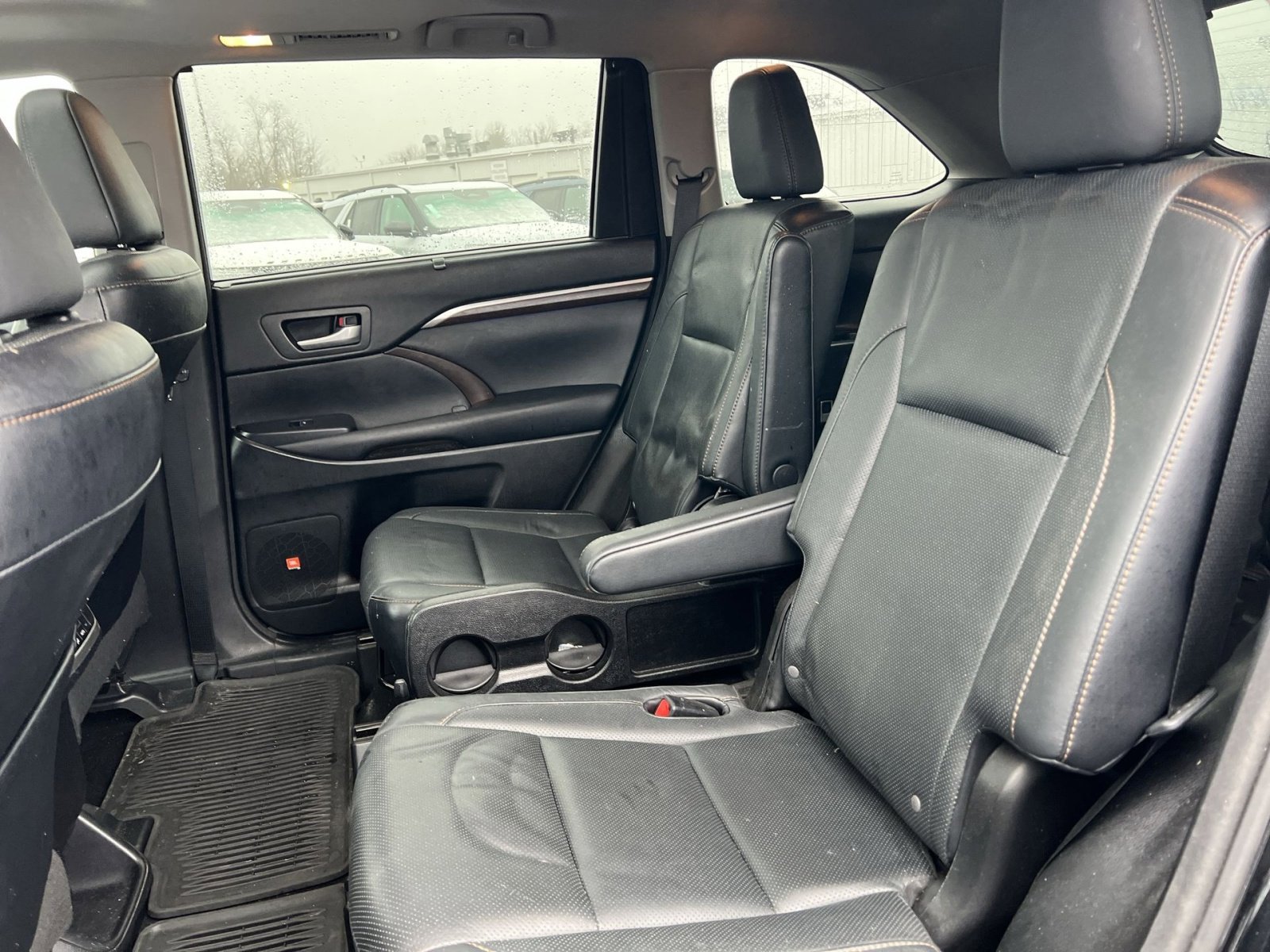 Used 2016 Toyota Highlander Limited w/ Driver Technology Package image 25