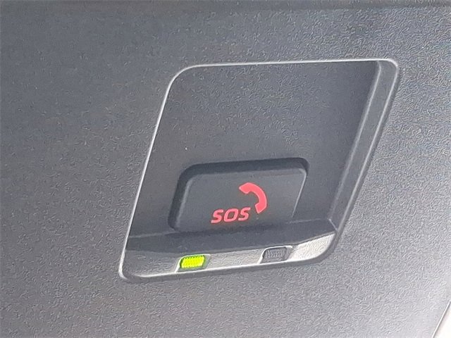 Used 2025 Toyota Camry LE image 27