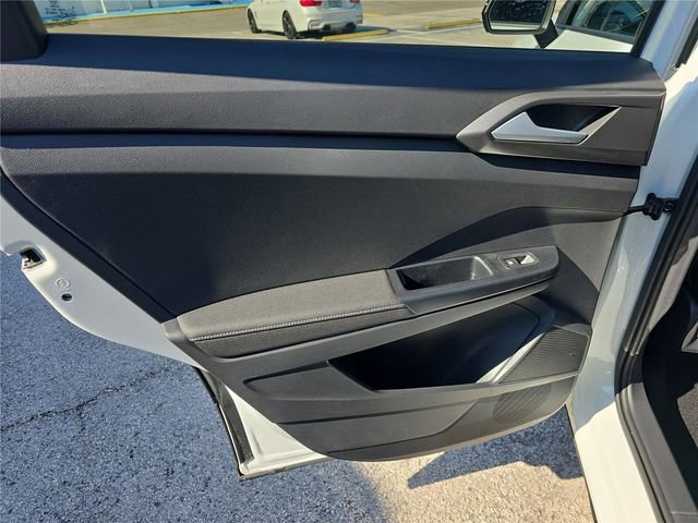 New 2026 Volkswagen Taos SE AWD/4WD image 11
